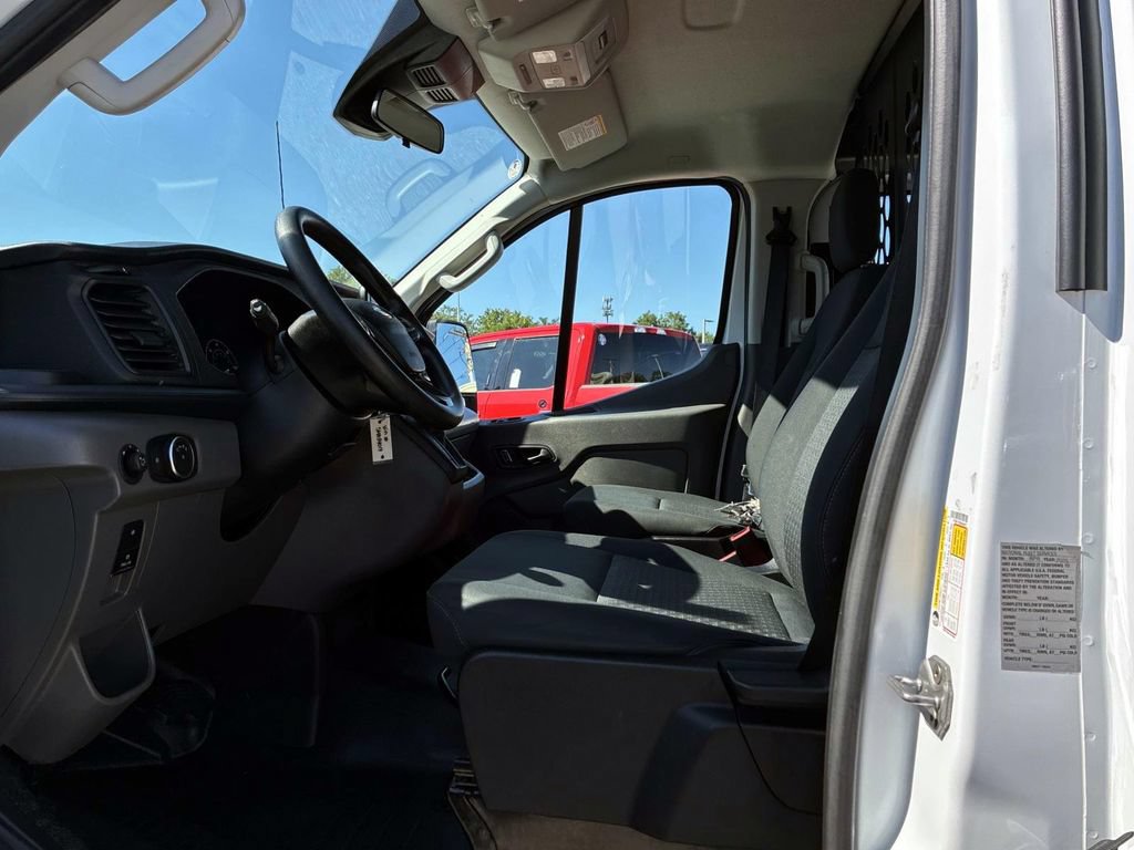 Used 2025 Ford Transit 250 Low Roof w/ Exterior Upgrade Package RWD image 20