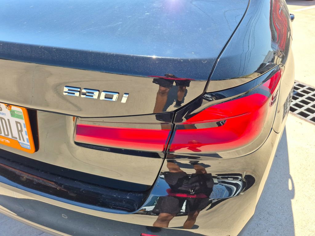 Used 2021 BMW 530i xDrive w/ Premium Package image 51