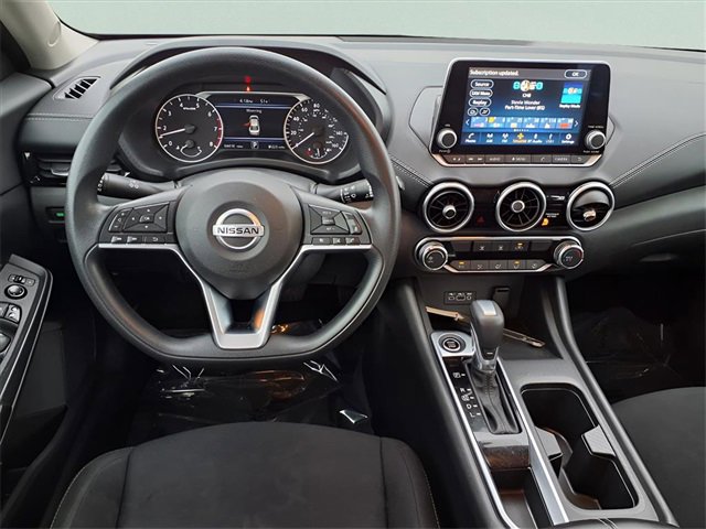 Used 2023 Nissan Sentra SV image 5