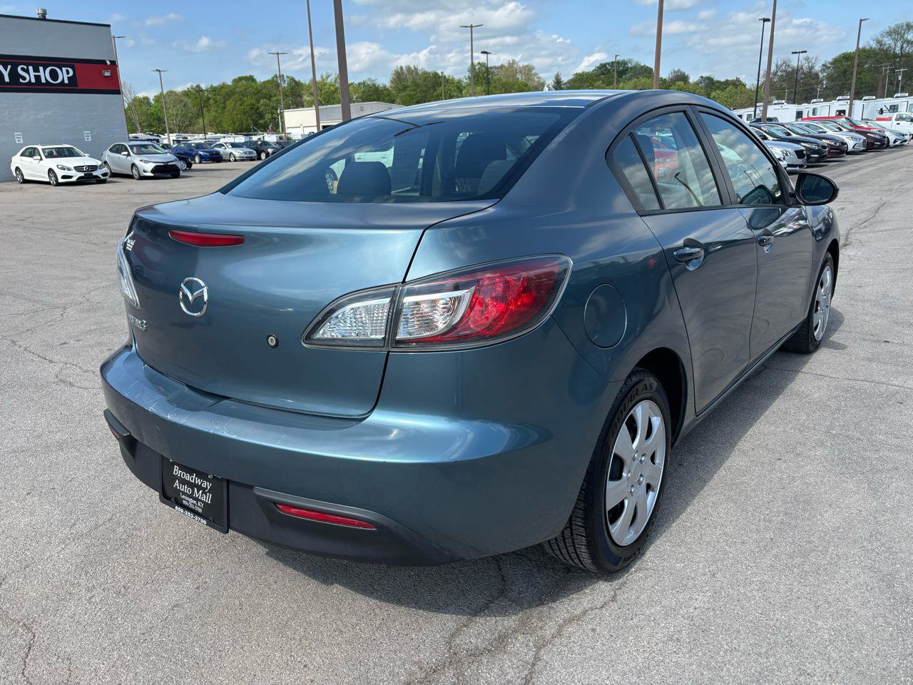 Used 2010 MAZDA MAZDA3 i Sport FWD image 3