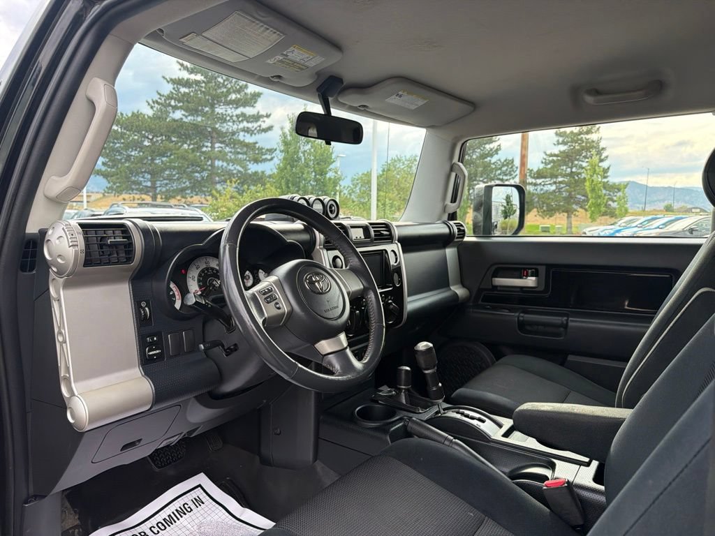 Used 2007 Toyota FJ Cruiser 4WD w/ Upgrade Pkg 2 image 20
