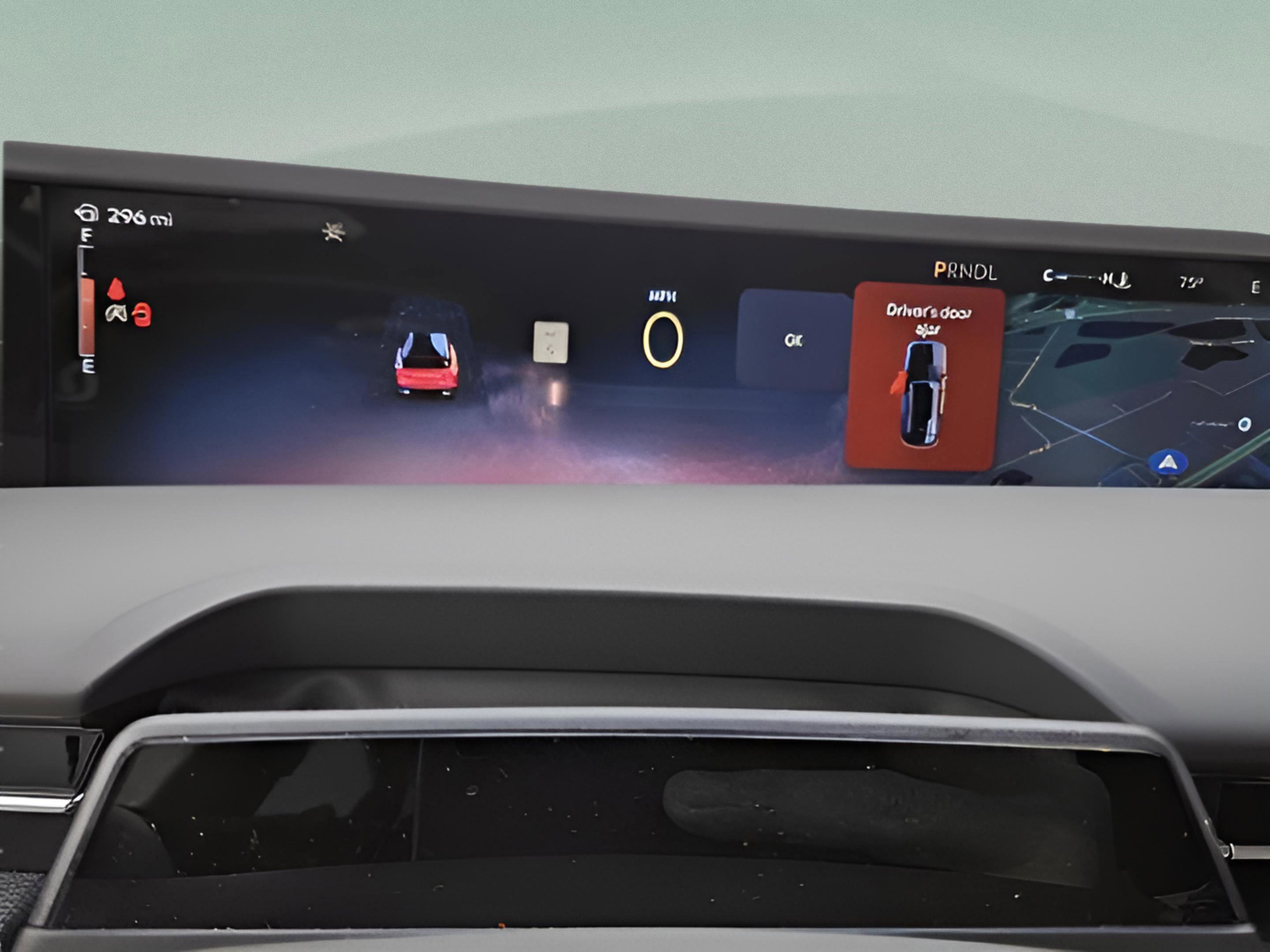 Used 2024 Lincoln Nautilus Premier image 10