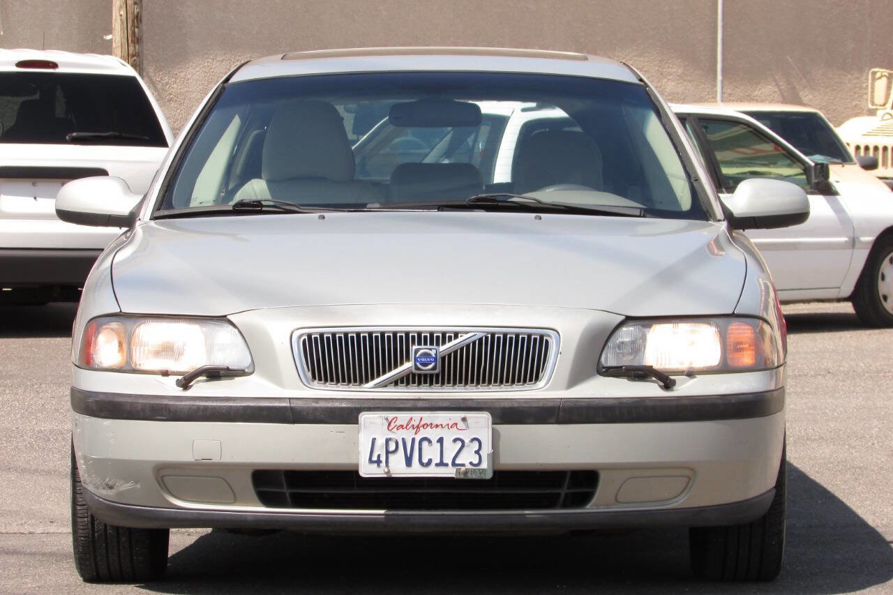 Used 2001 Volvo V70 image 3