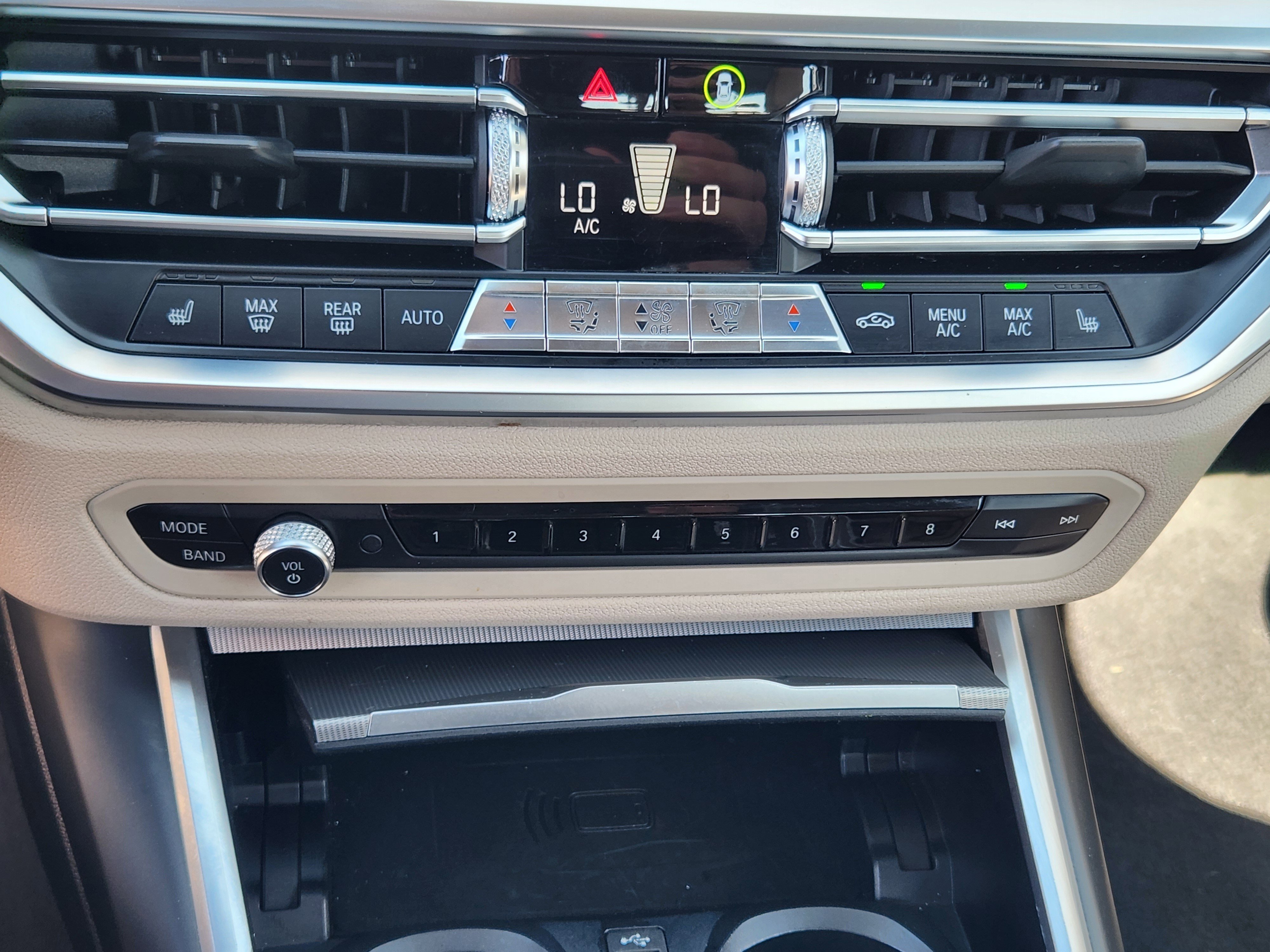 Used 2019 BMW 330i Sedan w/ M Sport Package image 25
