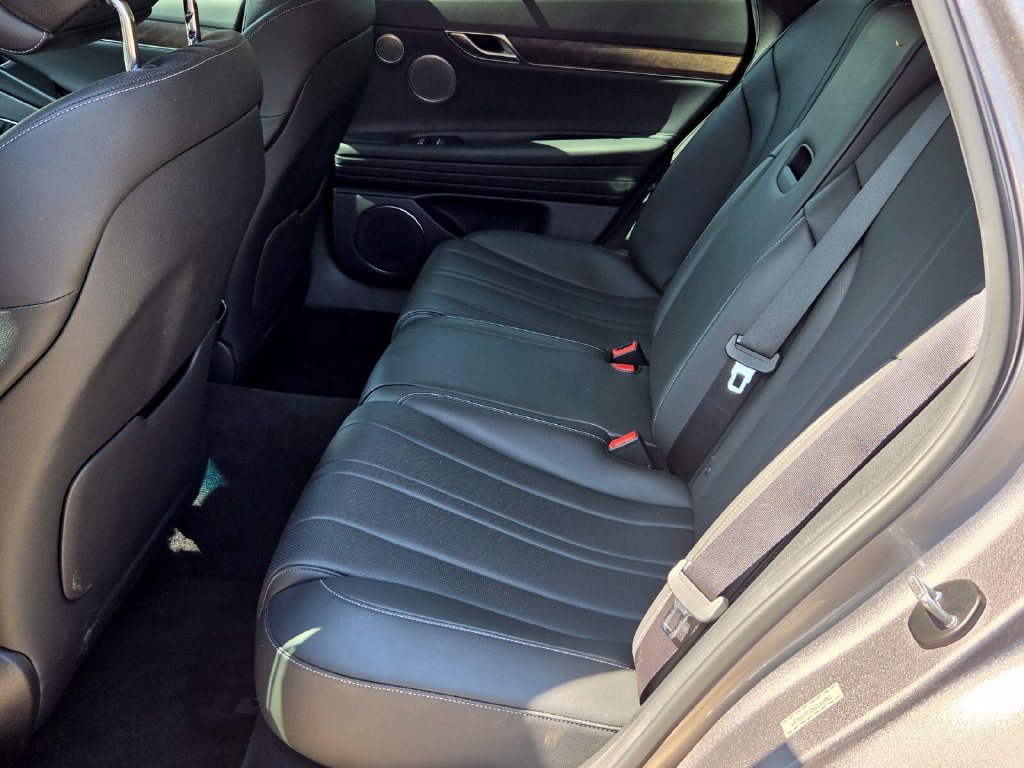 Used 2022 Genesis G80 2.5T w/ Advanced Package RWD image 12