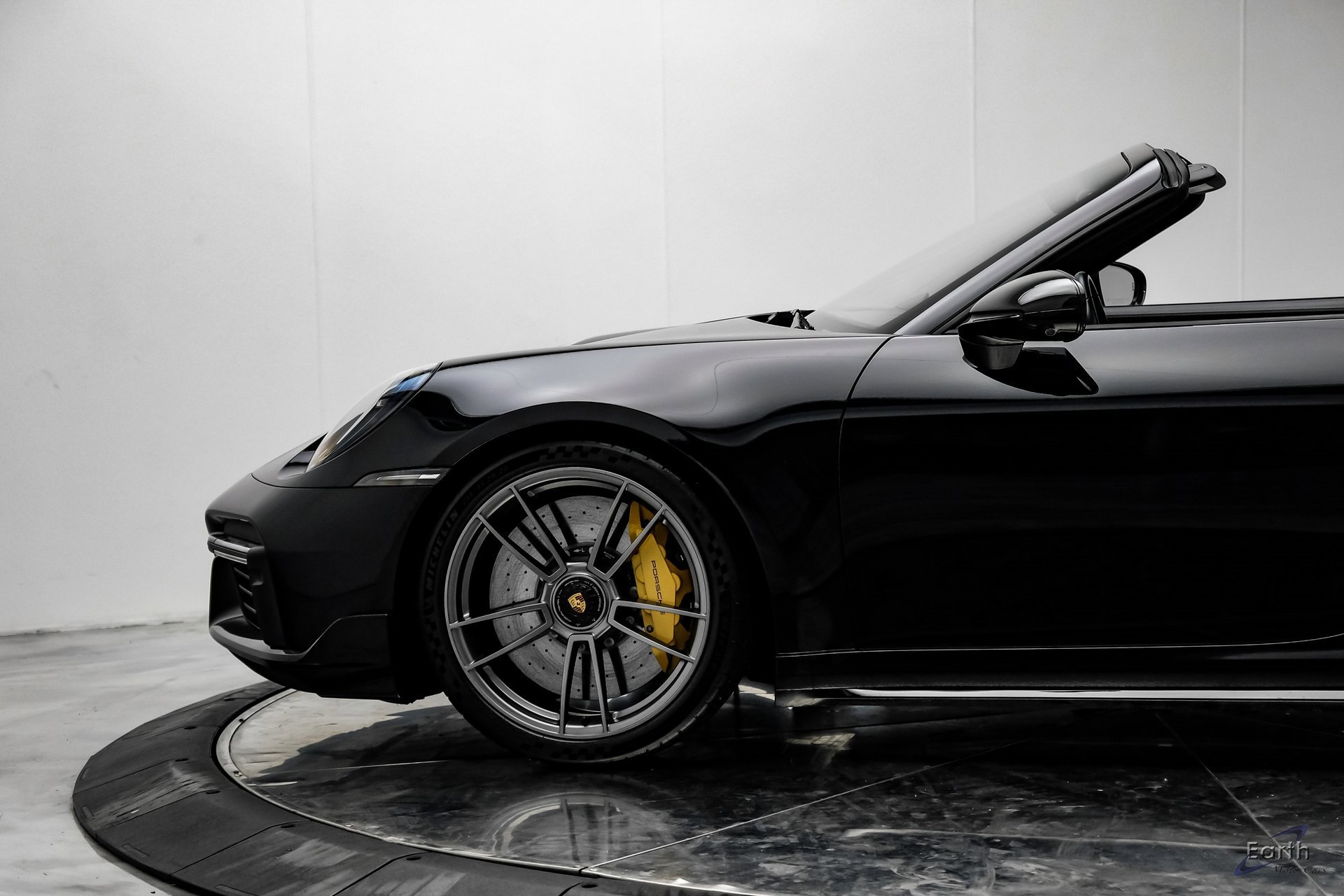 Used 2022 Porsche 911 Turbo S image 9