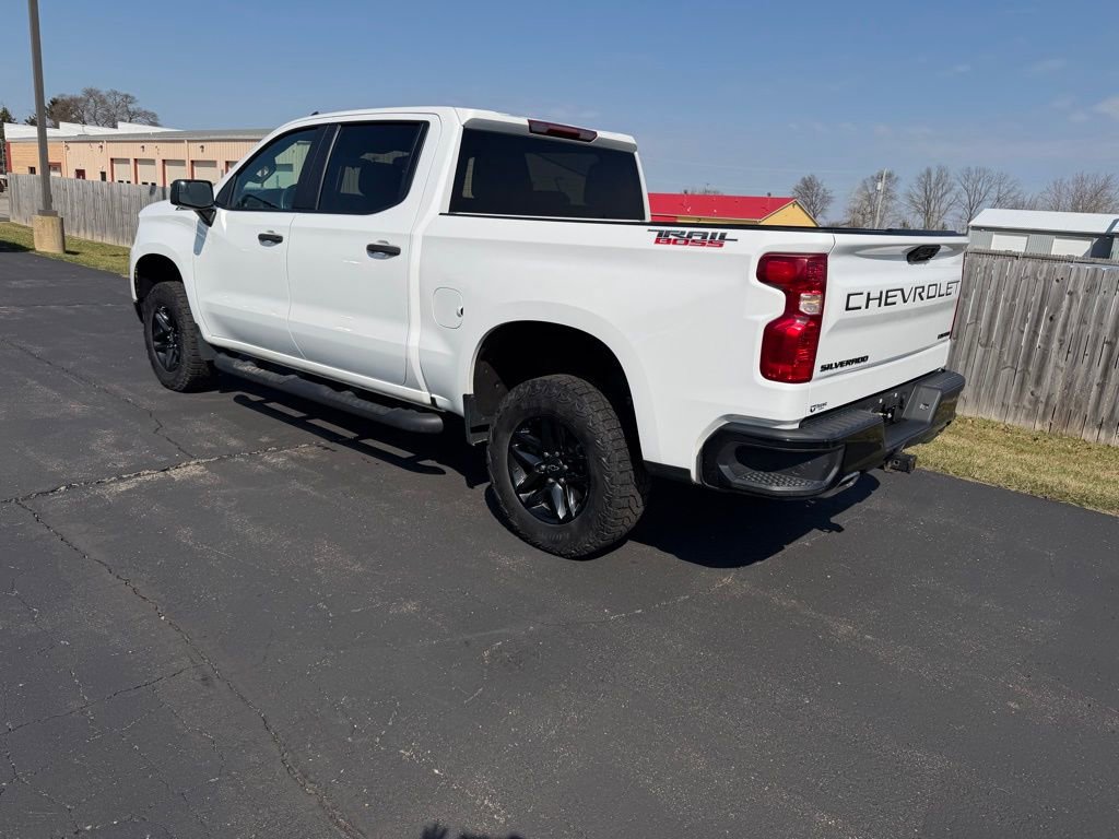 Used 2023 Chevrolet Silverado 1500 Custom Trail Boss image 3