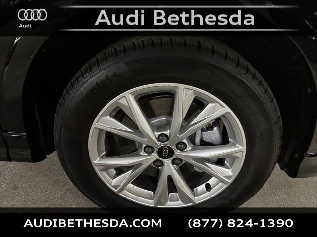 New 2025 Audi Q3 2.0T Premium image 9