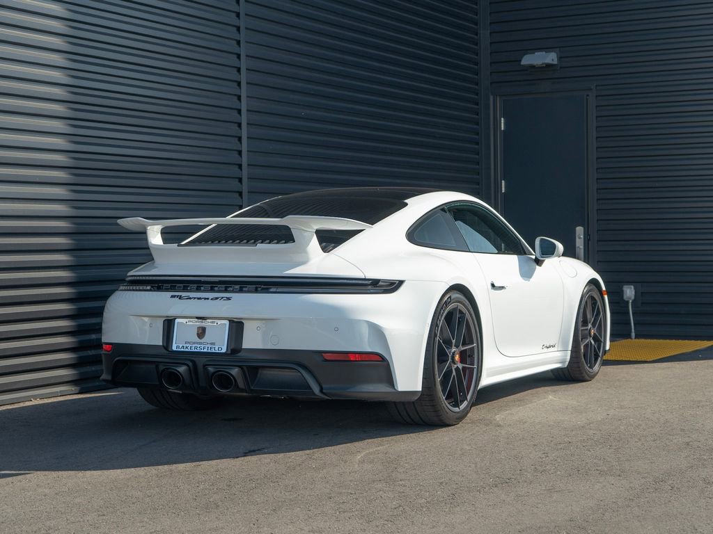 Used 2026 Porsche 911 Carrera GTS image 9