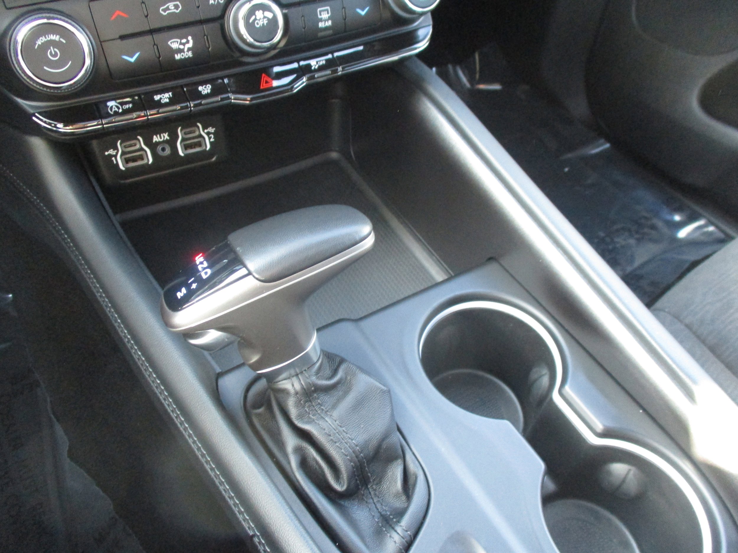 Used 2024 Dodge Durango SXT AWD/4WD image 30
