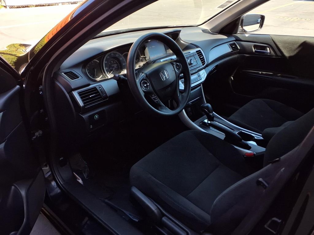 Used 2013 Honda Accord LX image 15
