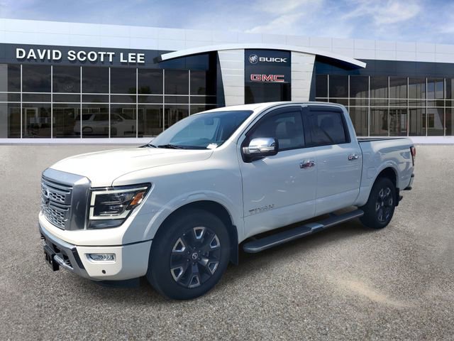 Used 2022 Nissan Titan Platinum Reserve w/ Moonroof Package image 2