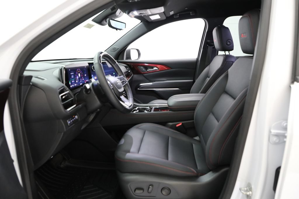 Used 2024 Chevrolet Traverse Z71 w/ Enhanced Driving Package AWD/4WD image 5