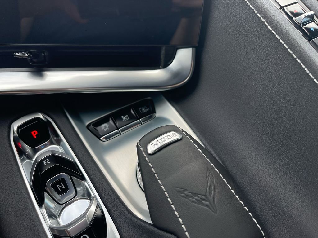 Used 2023 Chevrolet Corvette Stingray w/ Z51 Performance Package image 23