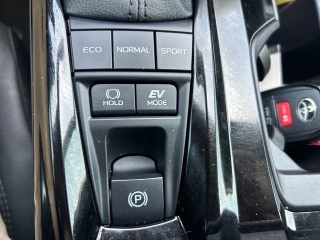 Used 2026 Toyota Camry XSE w/ Premium Plus Package FWD image 16