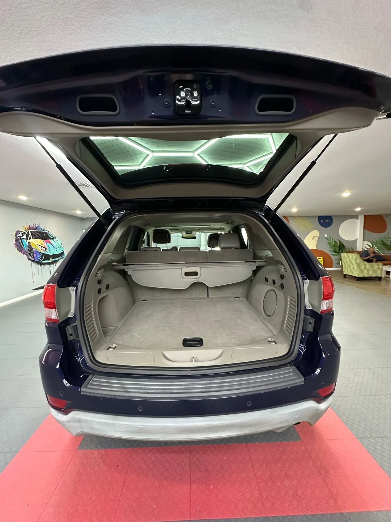 Used 2012 Jeep Grand Cherokee Laredo image 23