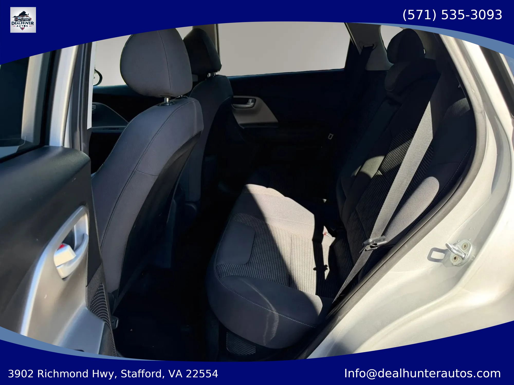 Used 2017 Kia Niro LX FWD image 18