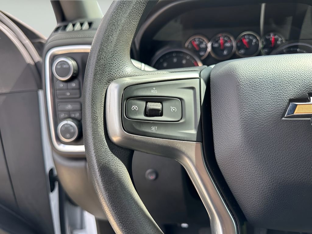 Used 2021 Chevrolet Silverado 2500 LT w/ Z71 Off-Road Package image 19