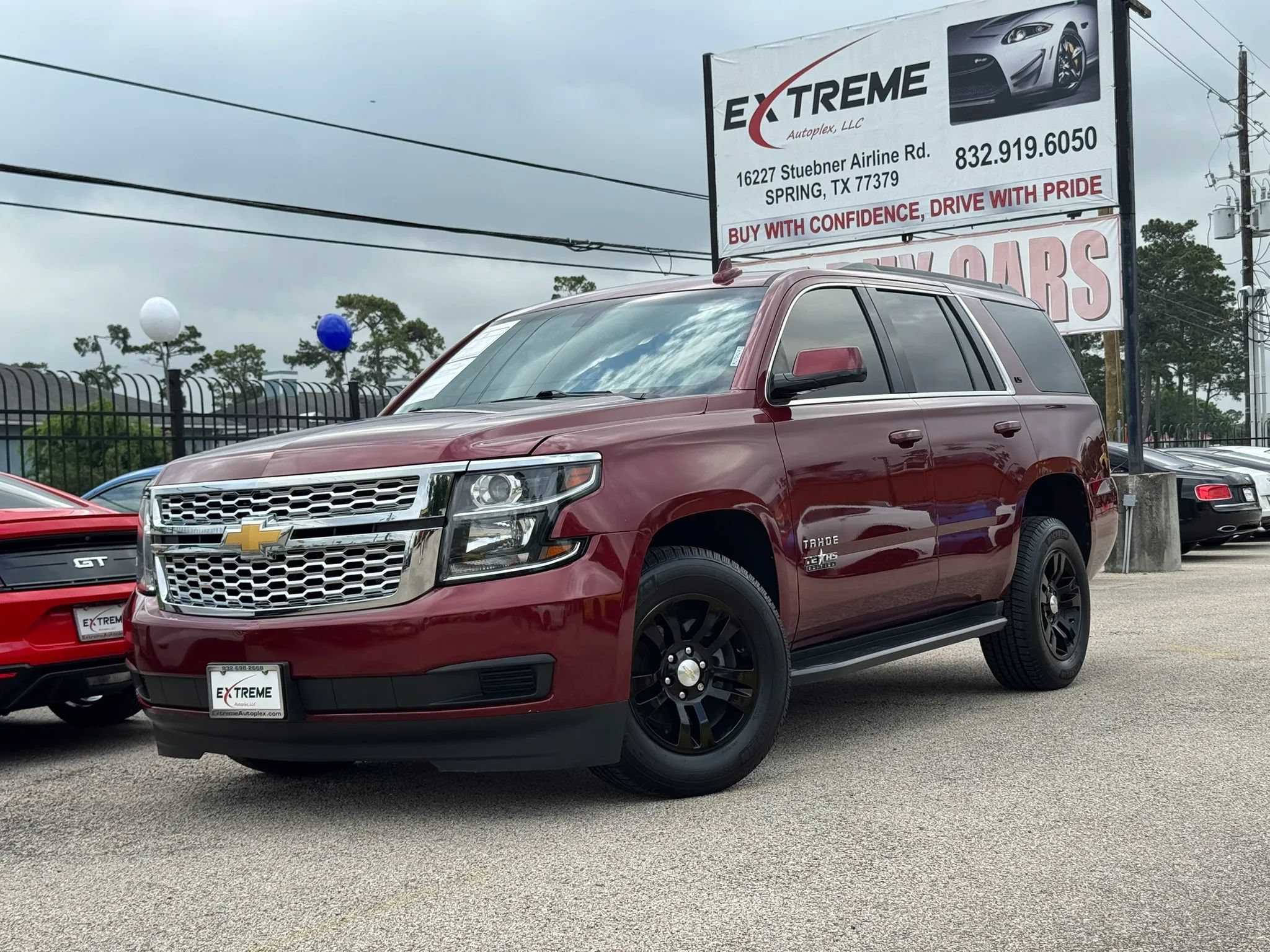 Used 2018 Chevrolet Tahoe LS RWD image 1