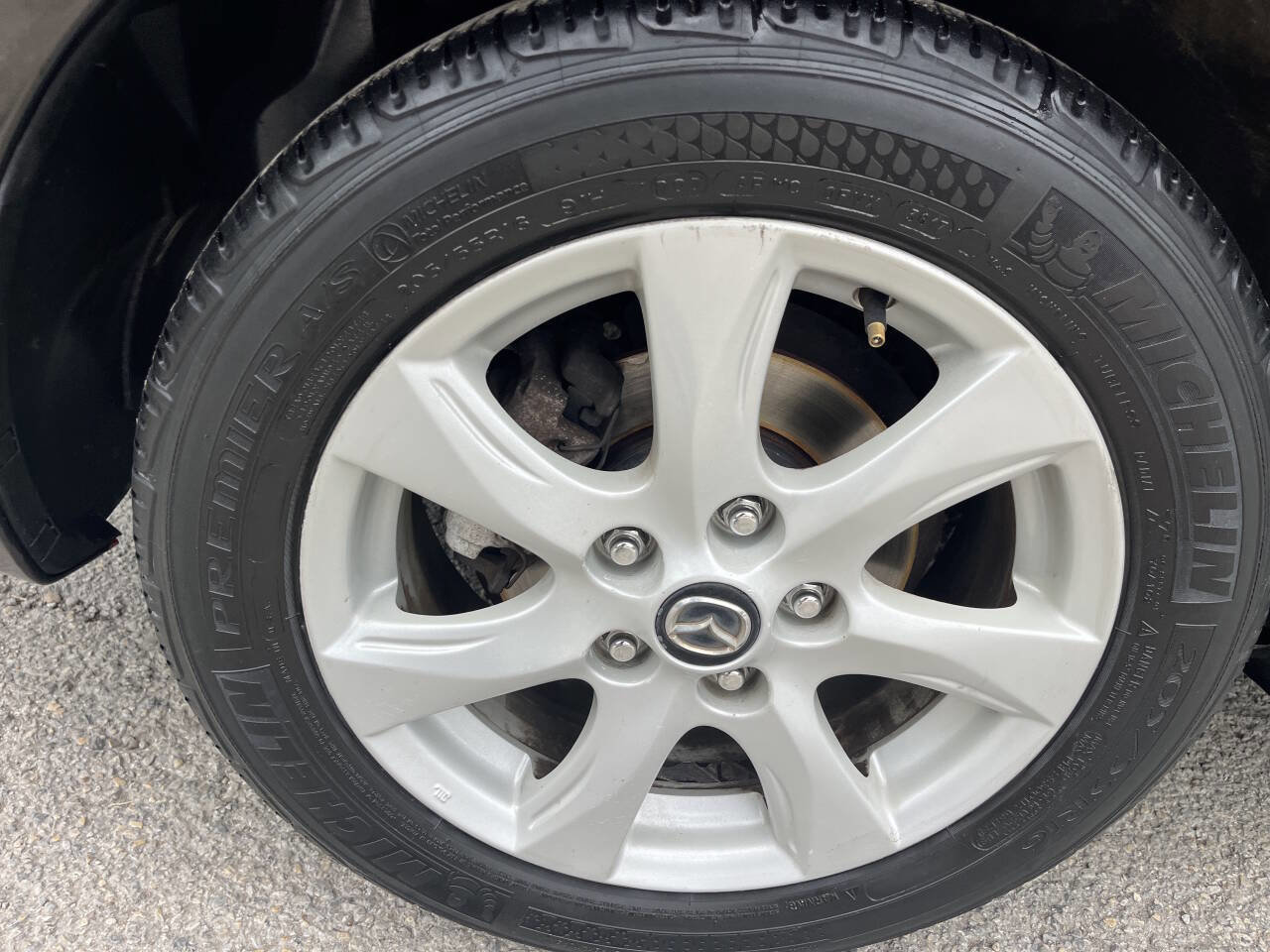 Used 2010 MAZDA MAZDA3 i Touring image 13