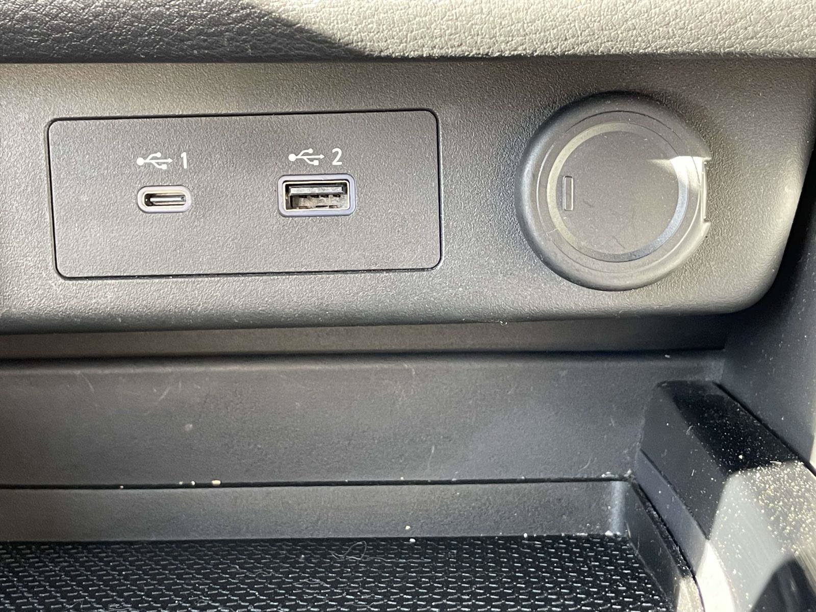 Used 2023 Nissan Rogue S AWD/4WD image 28