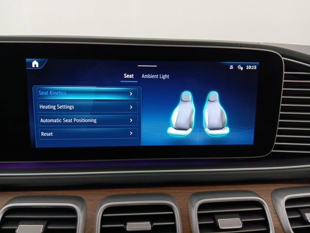 Used 2025 Mercedes-Benz GLS 450 4MATIC image 21