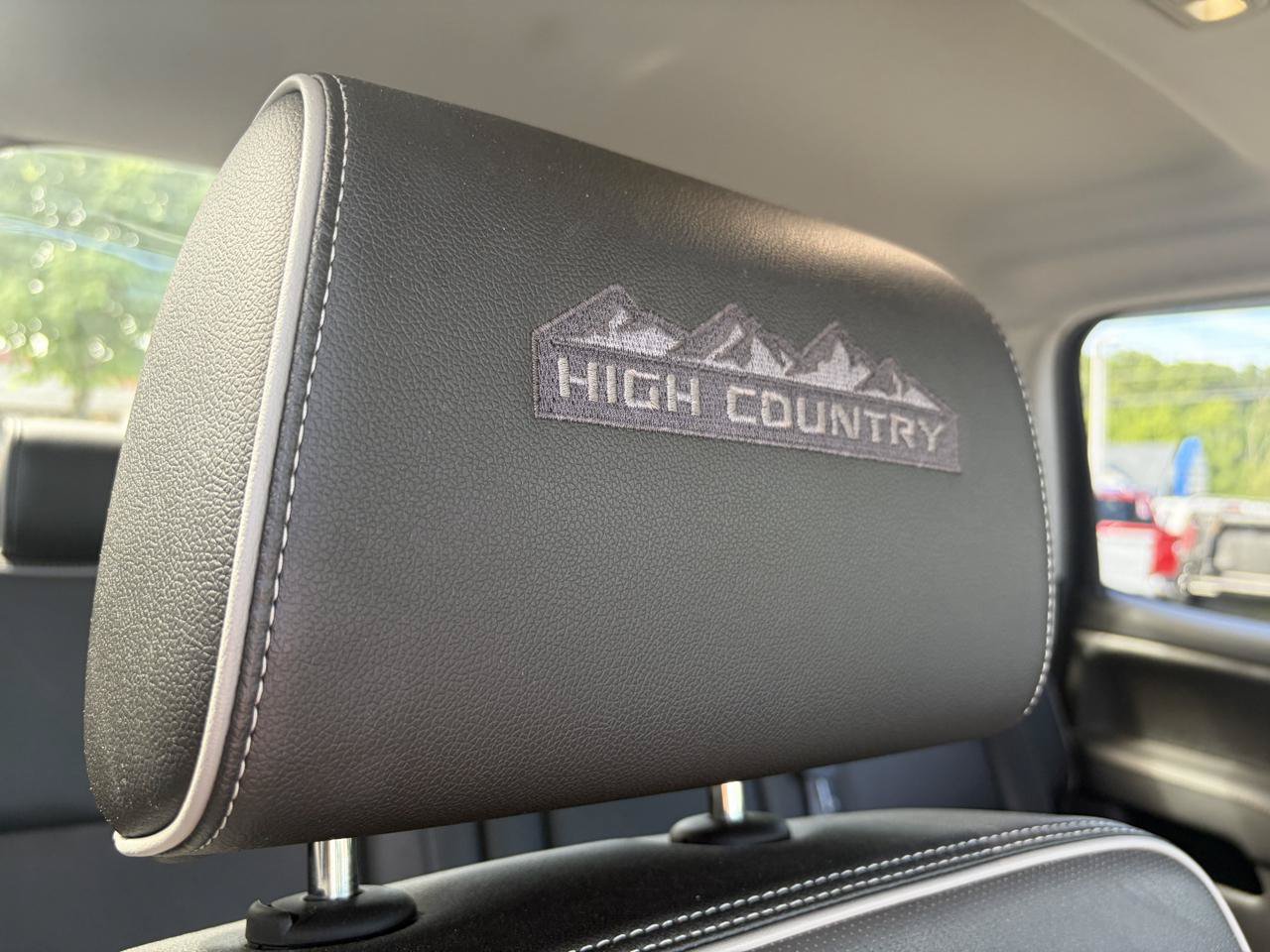 Used 2017 Chevrolet Silverado 2500 High Country w/ Duramax Plus Package AWD/4WD image 53