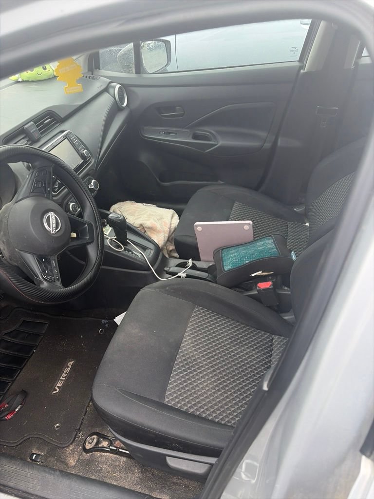 Used 2023 Nissan Versa S w/ Trunk Package FWD image 8