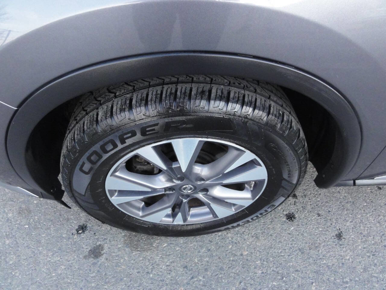 Used 2017 Nissan Murano SV image 21