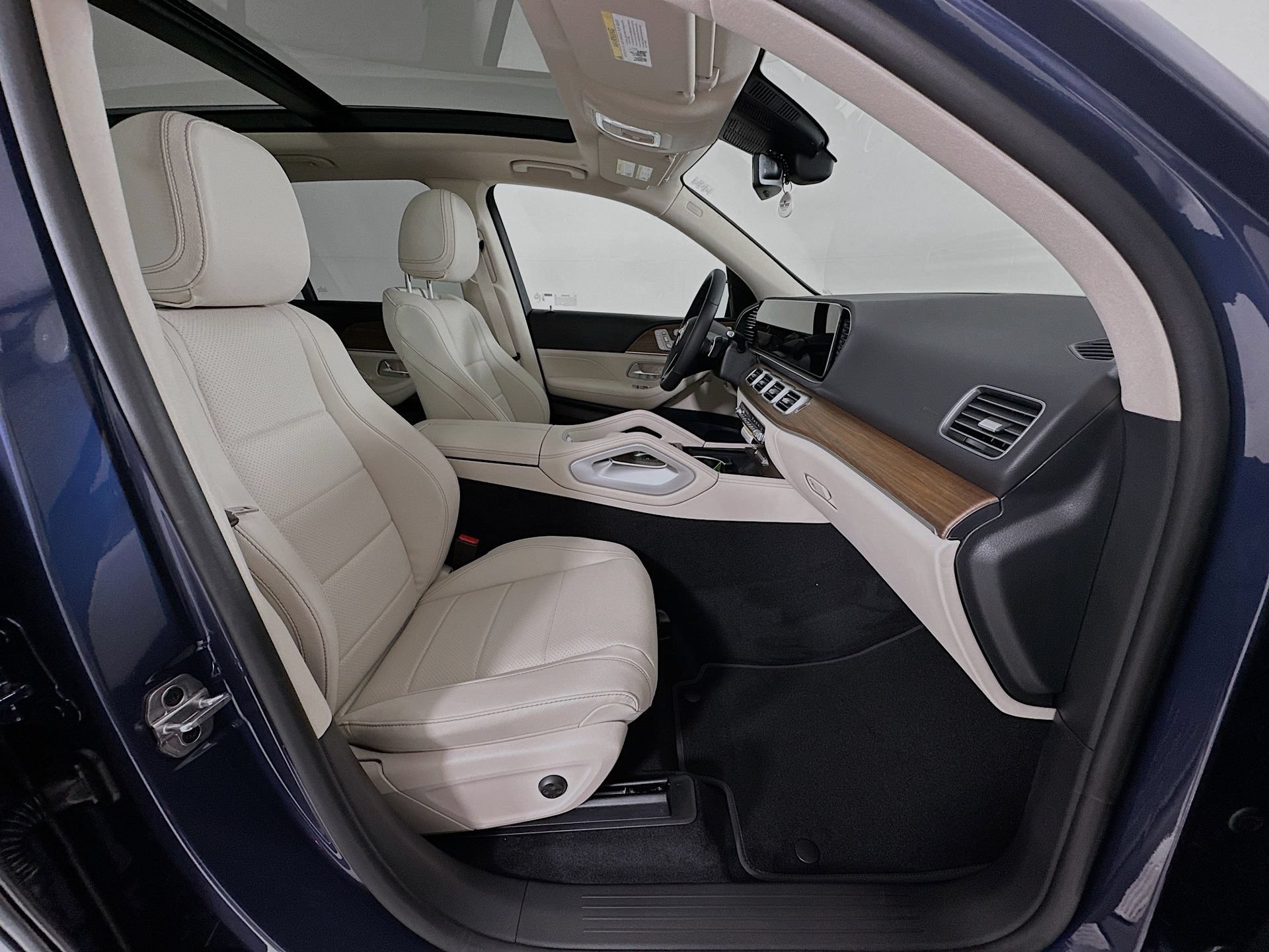 New 2026 Mercedes-Benz GLE 450 4MATIC image 31