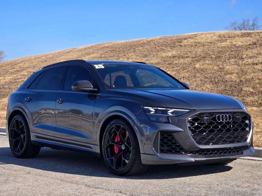Used 2025 Audi RS Q8 performance image 9
