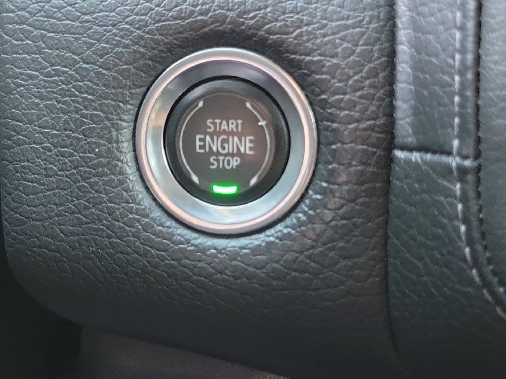 Used 2023 GMC Yukon Denali AWD/4WD image 17