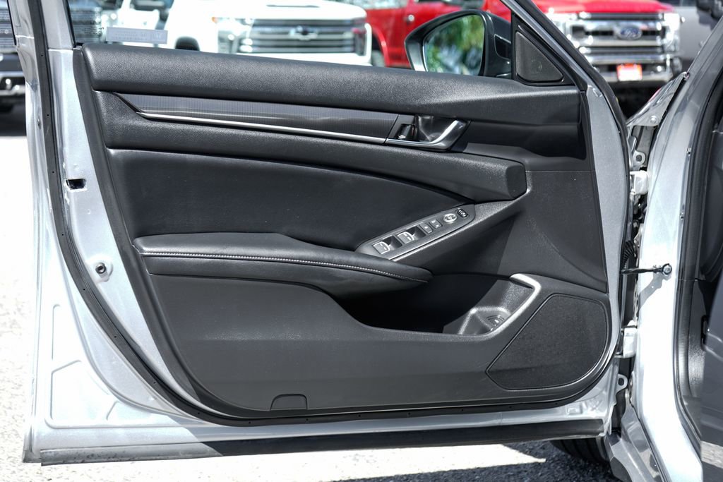 Used 2021 Honda Accord Sport image 14