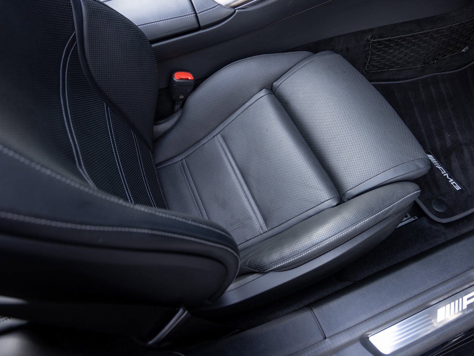 Used 2022 Mercedes-Benz SL 63 AMG 4MATIC image 24