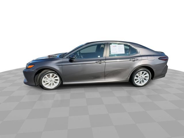 Used 2024 Toyota Camry LE w/ Convenience Package FWD image 5