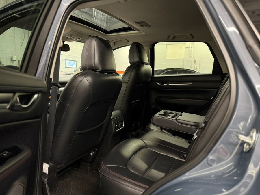 Used 2021 MAZDA CX-5 Carbon Edition image 34