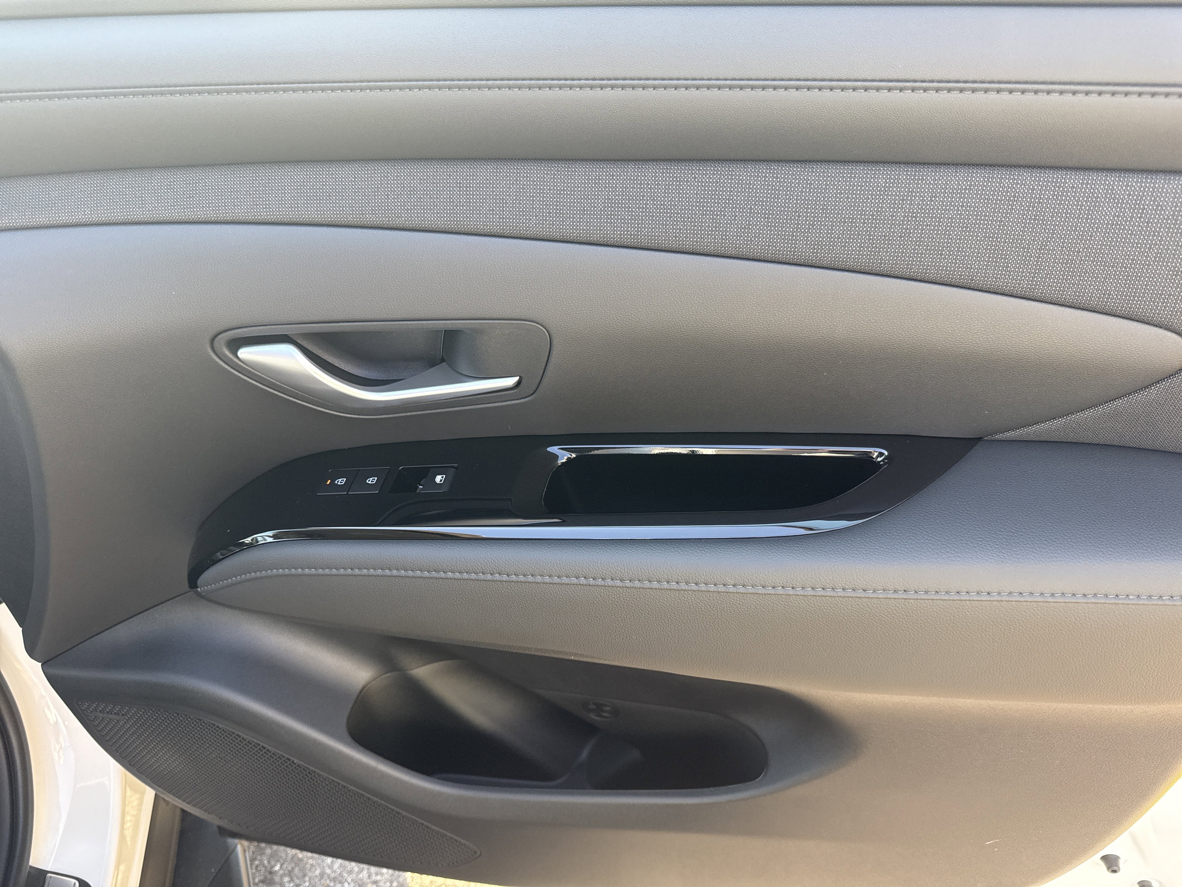 New 2026 Hyundai Tucson Limited image 17