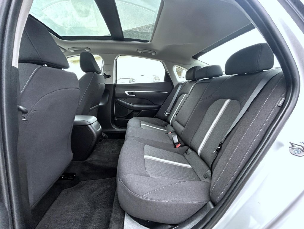 Used 2025 Hyundai Sonata SEL FWD image 22