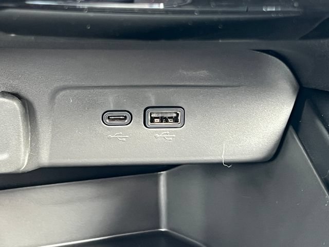 New 2026 Chevrolet Trax RS w/ Driver Confidence Package FWD image 25