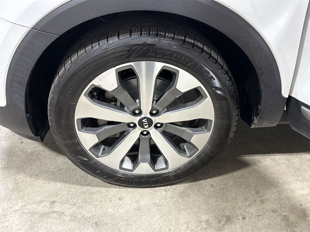 Used 2020 Kia Telluride S w/ S 8 Passenger Seating Package image 26