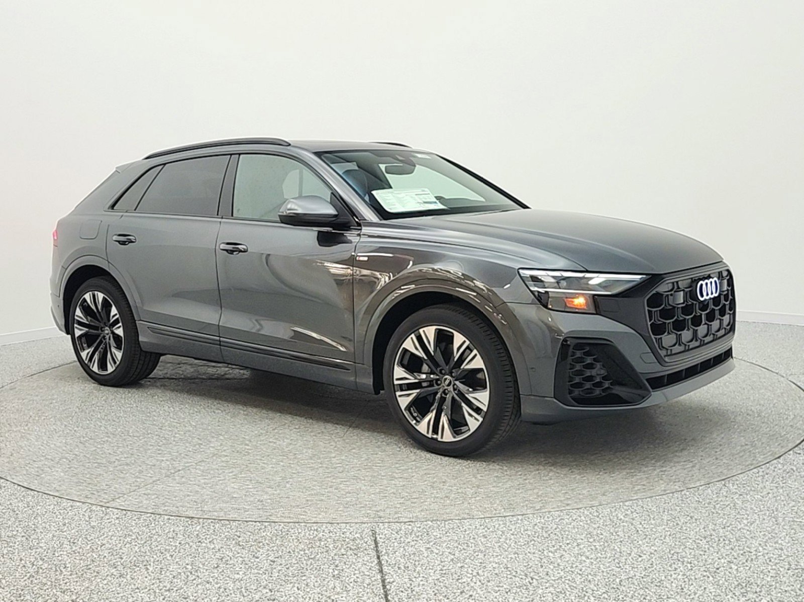 New 2026 Audi Q8 Premium Plus image 3