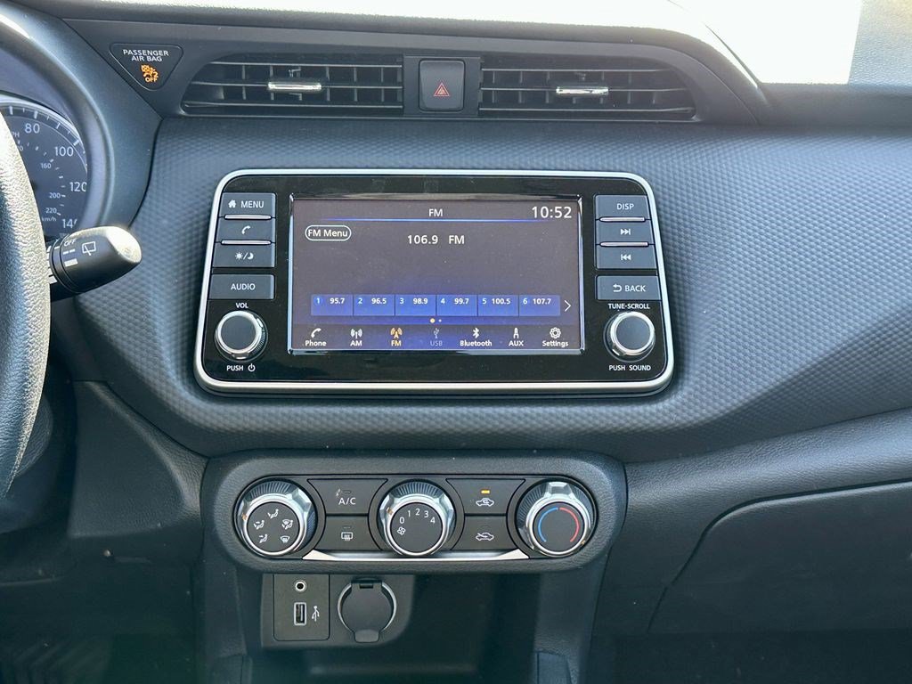 Certified 2025 Nissan Kicks Play S FWD image 27