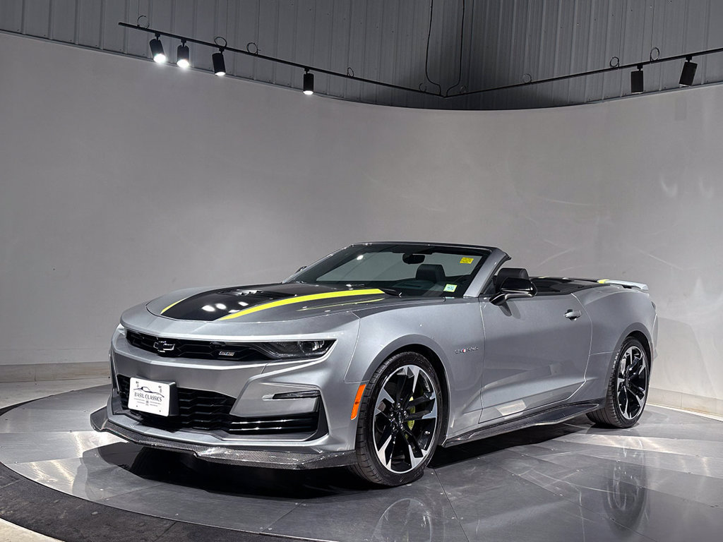 Used 2023 Chevrolet Camaro SS RWD image 2