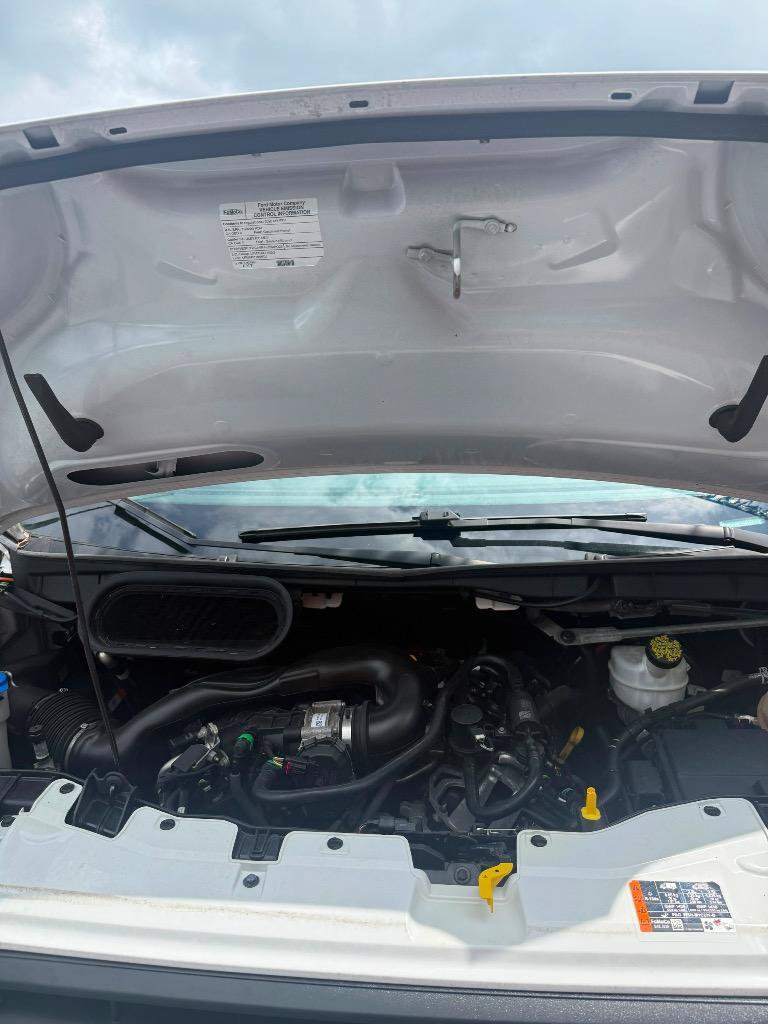 Used 2020 Ford Transit 150 Low Roof RWD image 28