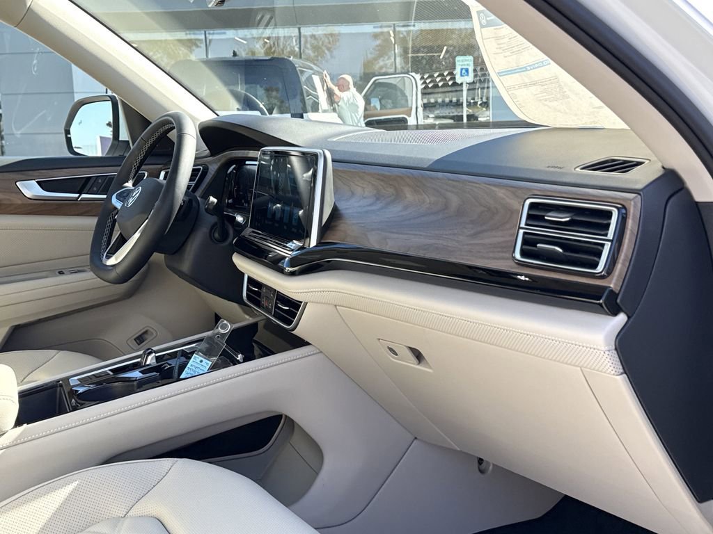 New 2026 Volkswagen Atlas SE image 24