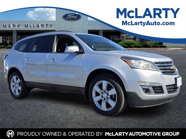 Used 2017 Chevrolet Traverse LT w/ Style and Technology Package