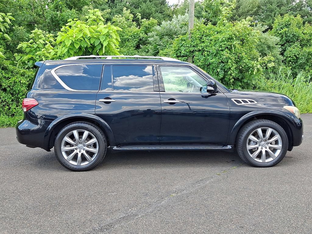 Used 2011 INFINITI QX56 4WD w/ Deluxe Touring Pkg image 7