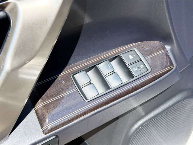 Used 2020 Lexus GX 460 Premium w/ Premium Package image 24