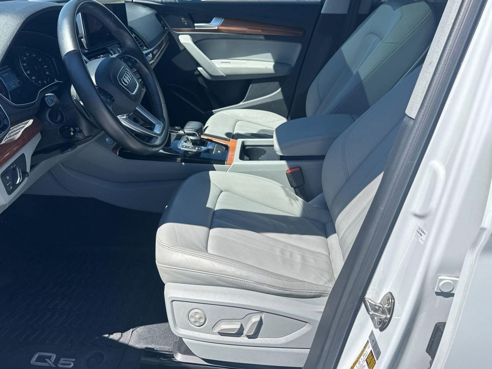 Certified 2023 Audi Q5 2.0T Premium w/ Convenience Package image 5