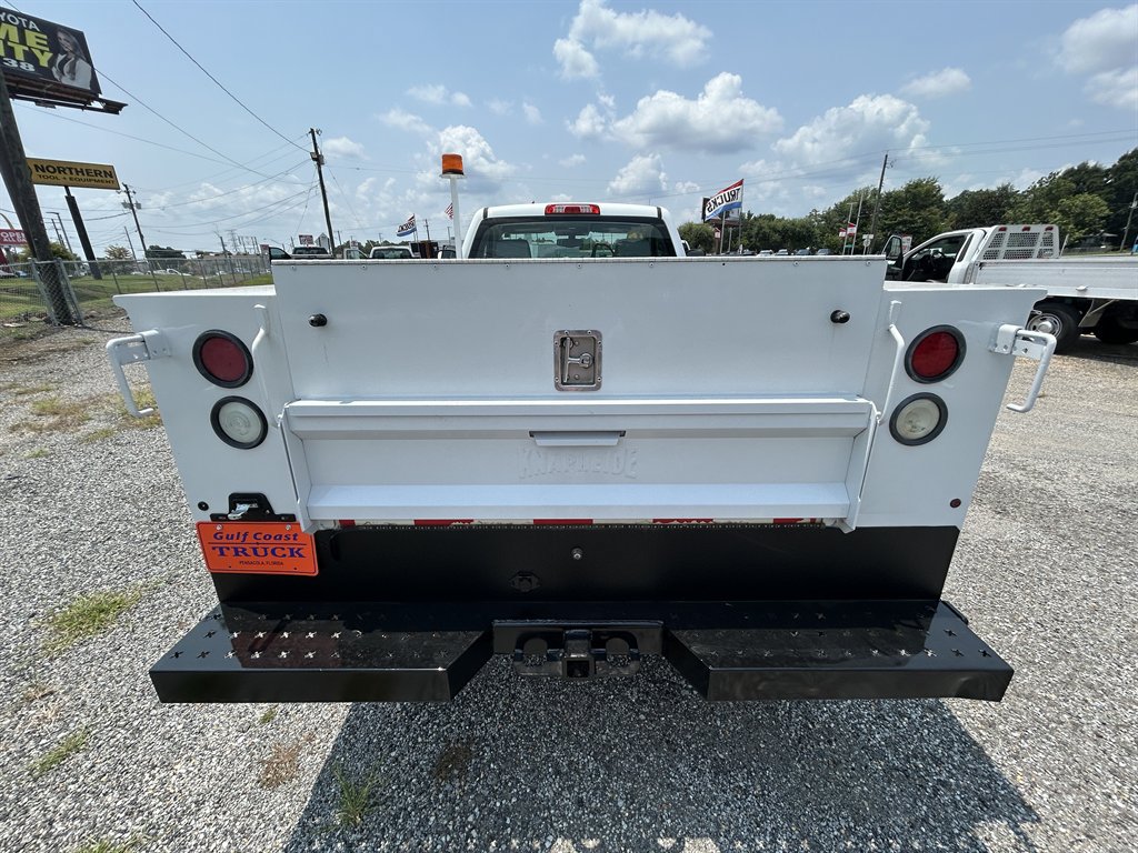 Used 2016 Chevrolet Silverado 3500 W/T RWD image 6